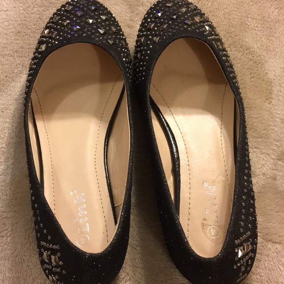 ❌DONATED❌ Girls Shoes - Picture 5 of 8